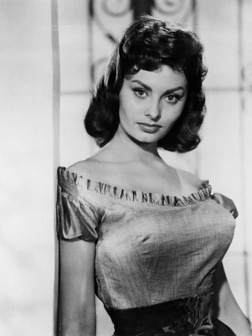 the-pride-and-the-passion-sophia-loren-1957_a-G-5107518-8363144.jpg